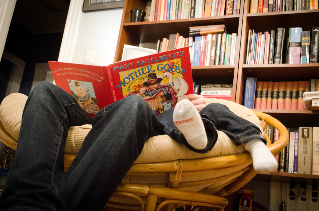 Father-and-Son-reading-stories-Flickr-1024x678