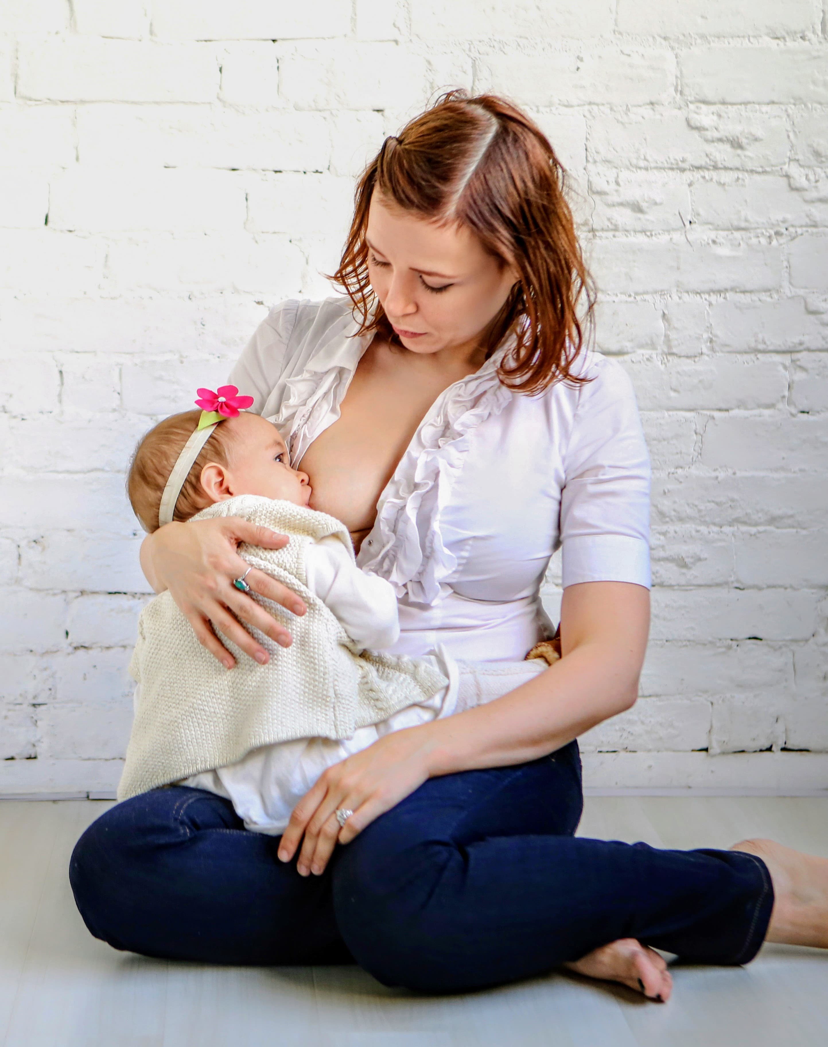 Breastfeeding%20an%20Infant%20%28Wikimedia%29 Breastfeeding%20an%20Infant%20%28Wikimedia%29